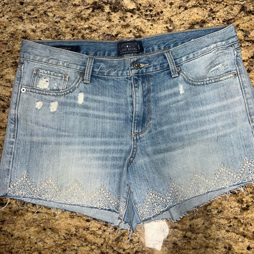 Womens Size 10 Lucky Brand Shorts